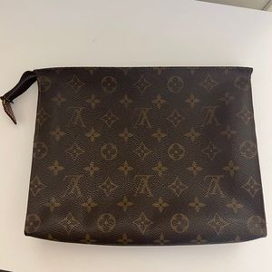 Louis Vuitton Toiletry 26 (Vintage)